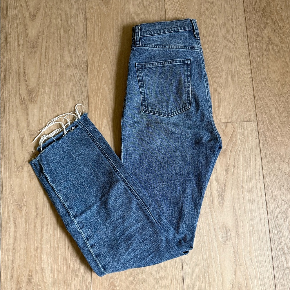 GAP CHEEKY STRAIGHT
SKY HIGH JEANS